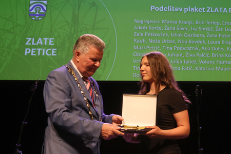 ZLATA PETICA 101 FOTO LJUBO VUKELIČ